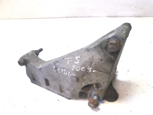 Volkswagen Transporter T5 (2003–2015) Engine bracket 03L199207B - 4