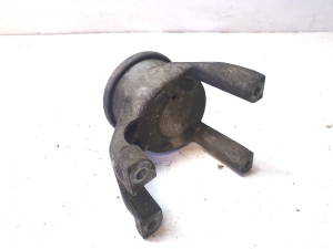 Volkswagen Transporter T5 (2003–2015) Engine mount 7E0199849 - 4