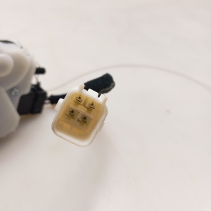 Verrou de bouchon de remplissage de carburant - 81590CR800