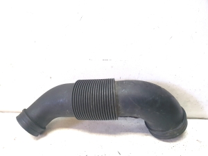 Air intake hose - 7L6129627F