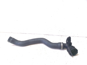 Radiator hose - 7L6122051S