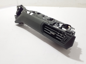 AUDI e-tron SUV (2018–2026) Dashboard trim 4KL857736 - 3