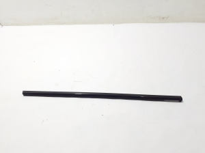 Front door outer window molding - 4KE837476C