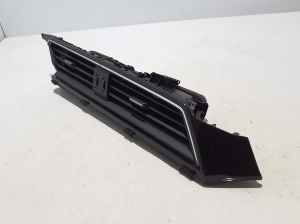 AUDI e-tron SUV (2018–2026) Interior ventilation grilles 4KL820951C - 3