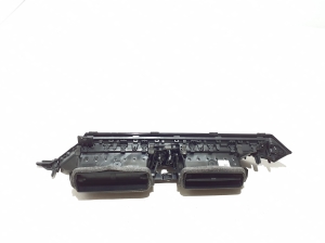 AUDI e-tron SUV (2018–2026) Interior ventilation grilles 4KL820951C - 5