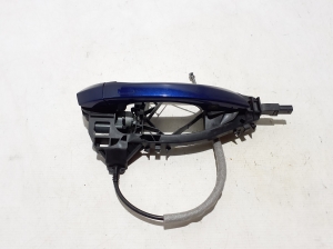 AUDI e-tron SUV (2018–2026) Front door external opening handle and its details - 2