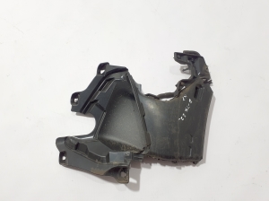   Other front bumper part  - 4KE121763C 