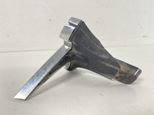 Tesla Model X X (2015–2026) Emblem 1047884 - 3