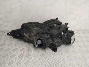 VOLVO V60 (2018–2026) Esituli 32314148 - 6