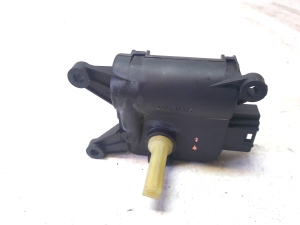 Mercedes Benz Sprinter /906/ (2006–2018) Salongi soojenduse klapi mootor 0132801375 - 3