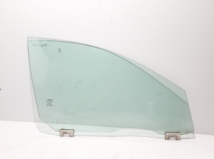   Fenster Scheibe Tür vorne  - 8693974 