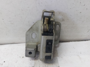 Mercedes Benz Sprinter /906/ (2006–2018) Rear side door lock A9067401135 - 3
