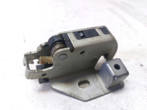 Mercedes Benz Sprinter /906/ (2006–2018) Rear side door lock A9067401135 - 4