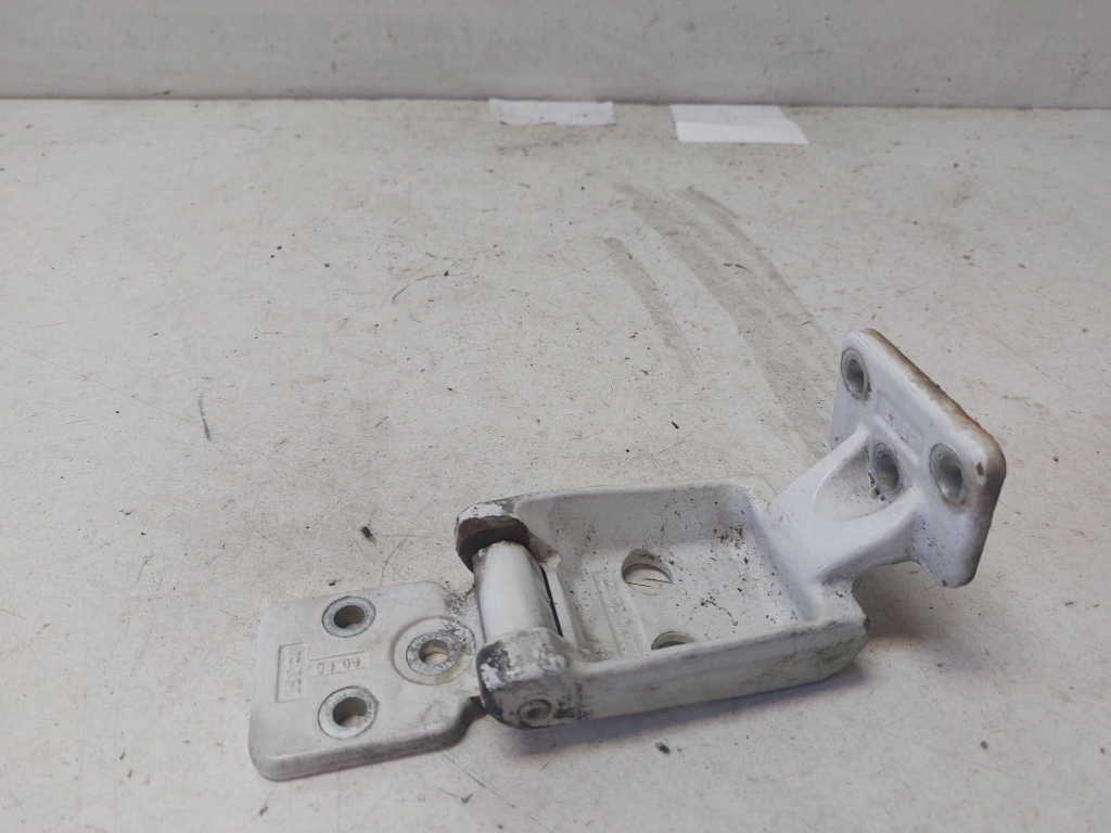 Mercedes Benz Sprinter /906/ (2006–2018) Tailgate hinge A9067400737 Mercedes Benz Sprinter /906/ (2006–2018) Tailgate hinge A9067400737