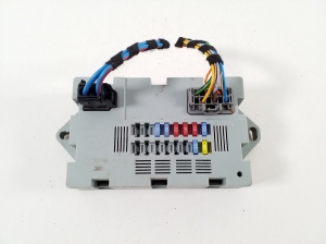 Boîtier de fusibles habitacle - CPLA14Q073AA