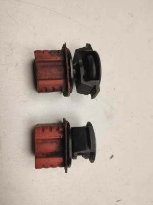 Mercedes Benz E-Class W212 (2009–2015) Radiator bracket A0009912595 - 3