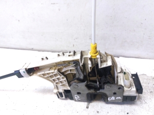 Mercedes Benz Sprinter /906/ (2006–2018) Front door lock A9067201735 - 4