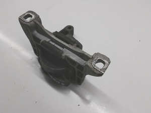 Ford Kuga (2012–2019) Engine mount F1F16F012AC - 3