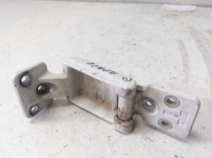 Tailgate hinge - A9067400637