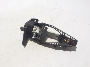 BMW X 7 G07 (2018–2026) Front door external opening handle and its details - 2