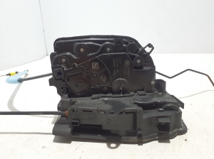 BMW X 7 G07 (2018–2026) Rear side door lock 7477705 - 2
