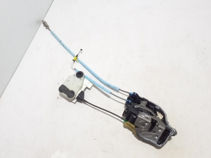 BMW X 7 G07 (2018–2026) Front door lock 7477702 - 3