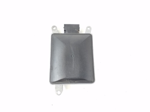   Pimeda nurga radar Distronic  - 8T0907566B 