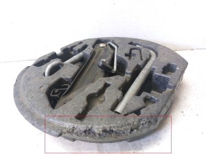 AUDI A3 8P (2003–2012) Trunk tool tray and its parts 1K0012115F - 3