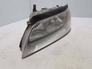 VOLVO XC70 (2007–2016) Headlight 31214351 - 2