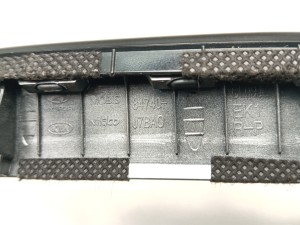 Kia XCEED I (2019–2026) Dashboard air vent grilles 84740J7BA0 - 3