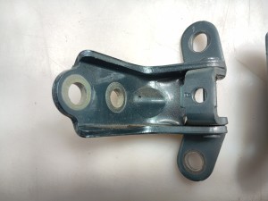 Kia XCEED I (2019–2026) Rear side door upper hinge - 2