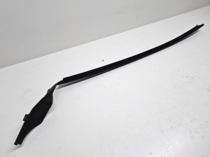 Ford Focus (2018–2026) Windshield pillar outer molding JX7BA03195 - 3