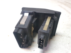 BMW 5 SERIES E34 (1988–1996) Front fog light switch 8110498 - 2