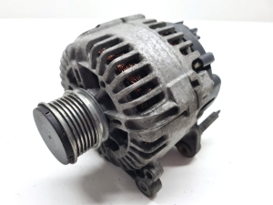 Volkswagen Tiguan (2007–2016) Alternator 06F903023C - 6