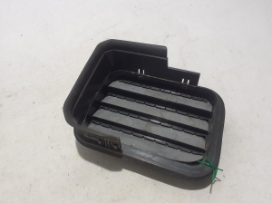 Rear fender vent grille - A2978309801