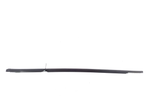   Tagumise külgukse klaasi välimine liist  - BCJH50670G 