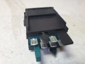 AUDI A6 C5 (1997–2005) Schalter für Sitzheizung 4B0963563B - 3