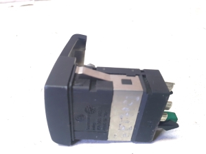 Volkswagen Beetle (1985–2003) Interrupteur de siège chauffant 1C0963563B - 4