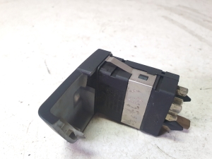 Volkswagen Beetle (1985–2003) Istmesoojenduse lüliti 1C0963564B - 3