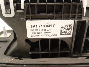 AUDI A4 B8 (2007–2016) Käiguvahetuse mehhanism 8K1713041F - 3