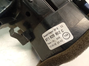 AUDI A4 B8 (2007–2016) Dashboard air vent grilles 8T1820902C - 3