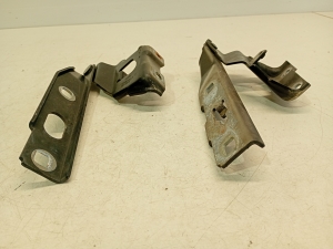 AUDI A4 B8 (2007–2016) Hood hinge 8K0823302B - 4