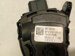 AUDI A4 B8 (2007–2016) Gaasipedaal 8K1723523 - 2