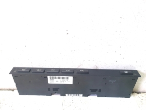 BMW X5 E53 (1999–2006) Sēdekļa apsildes slēdzis 61318373738 - 2
