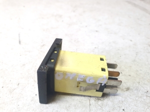 Opel Omega B (1994–2003) Heated seat switch 09147901 - 3