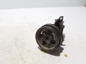   Roolivõimendi pump  - 31202095 
