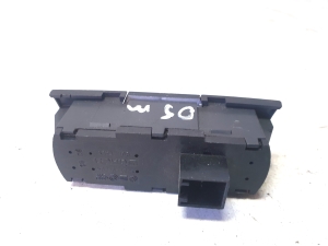 Volkswagen Touareg I (2002–2010) ESP switch 7L6927225M - 2