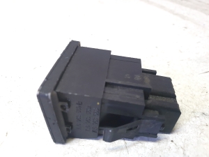 Volkswagen Touareg I (2002–2010) Sēdekļa apsildes slēdzis 7L6963569B - 4