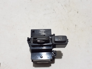VOLVO XC70 (2007–2016) Ignition switch 6G9N11572BL - 4