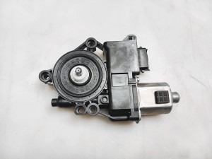Kia XCEED I (2019–2026) Front door window regulator 82450J7015 - 3